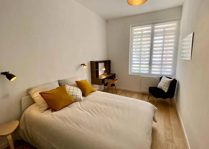 Le Voilier Ensoleille - Proximite & Gare - Confort & Tranquillit Апартаменты *